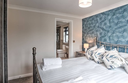 Mary Tavy Casa | No 31 Foxglove Lodge with Hot Tub