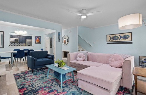 Bay St Louis Casa | No Cleaning Fee! King Suite. Sleeps 8. 3 BR. 2.5 Baths. Pet Friendly!