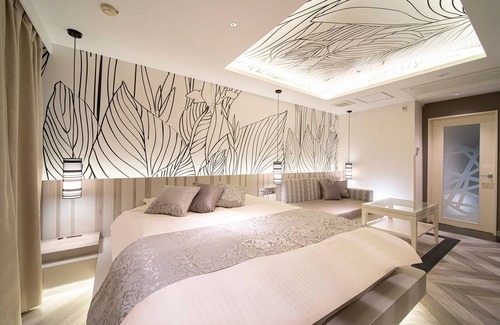 Nishinomiya Hotel | Nonsmoking Suite Room with bath and toilet / Nishinomiya Hyōgo