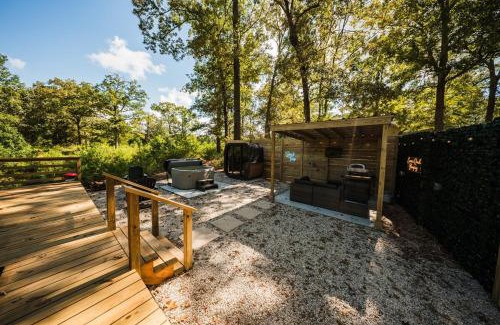 Coldspring Casa | Nordic Couples Cabin W Hot Tub, Sauna, Grill