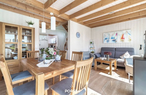 Olpenitz Casa | Nordstern - infrared sauna, bathtub, fireplace, shower, terrace, beach chair, barbecue