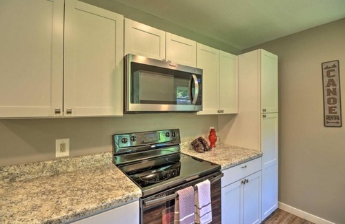 Mountain Home Casa | Norfork Nook River Home w/Dock-2 Mi to Lake!