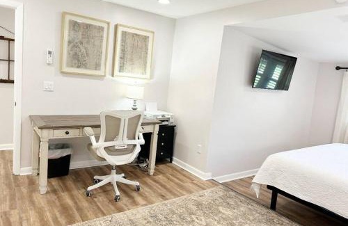 Sharps Chapel Casa | Norris Lake Modern Farmhouse Retreat