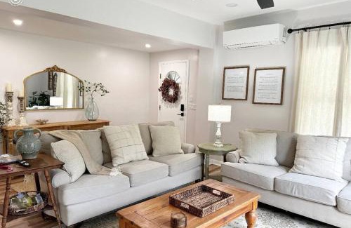 Sharps Chapel Casa | Norris Lake Modern Farmhouse Retreat