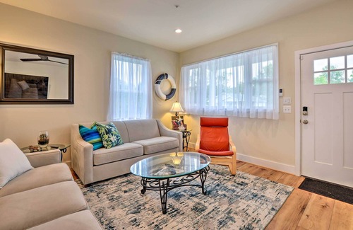 North Beach Casa | North Beach 'Blue Heron Bungalow' w/ Backyard