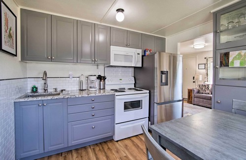 North Bend Casa | North Bend Home w/ Cornhole Court & Putting Green