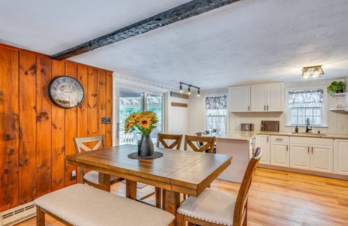 Birch Hill Casa | North Conway Retreat Near Saco River w/ Fire Pit