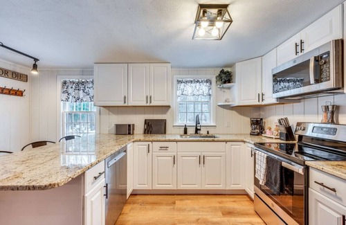 Birch Hill Casa | North Conway Retreat Near Saco River w/ Fire Pit