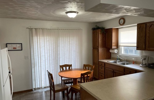 North East Casa | North East Lake House Apt #1