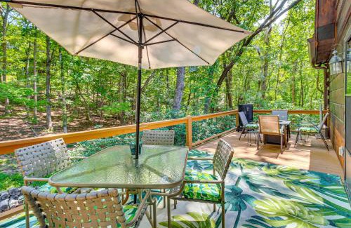 Jasper Casa | North Georgia Cabin with Hot Tub and Community Perks!