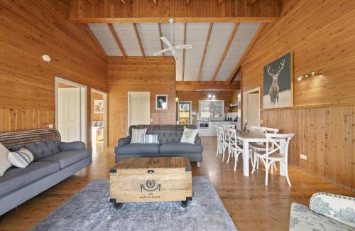 Pokolbin Casa | North Lodge Clan Cottage