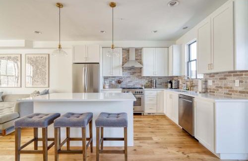 North Tabor Casa | North Tabor 2BR - Gym - Gourmet Kitchen