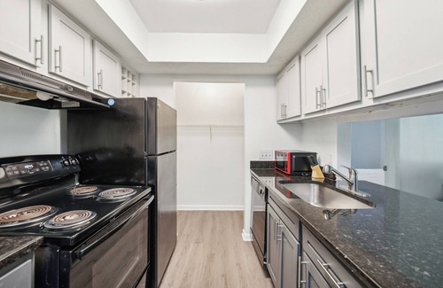 Winston - Salem Apartamento | Northcliffe 405 I Fully Furnished 2 Bedroom 2 Ba