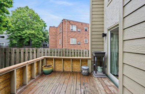 Marcy-Holmes Casa | Northeast Urban Retreat