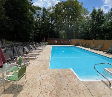 Lake George Casa | Northern Acres