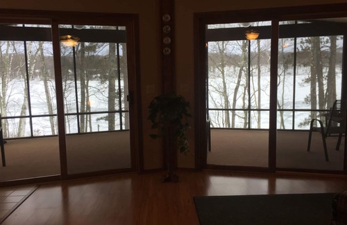 Hayward Cabina | Comodidad norteña en el lago Lovejoy, Hayward, WI