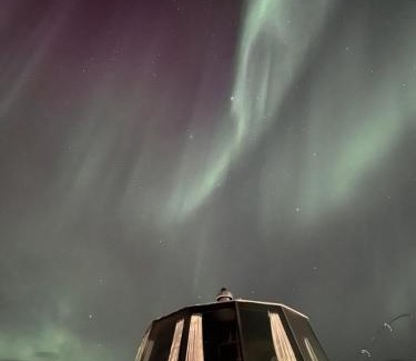 Kafjord Otro | Northern Lights AuroraHut Lyngenfjord, by Alpan Apartments