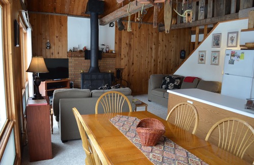 Harbor Springs Chalet De Esquí | Northern Michigan Getaway: Gran ubicación para vacaciones al aire libre!