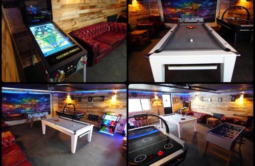 Hampton-in-Arden Casa | Northfield Cottage, Games & Arcade Room, Dog Friendly HS2, NEC, BHX, M42, Family Gatherings, Contractors, Hot Tube Hire Optional