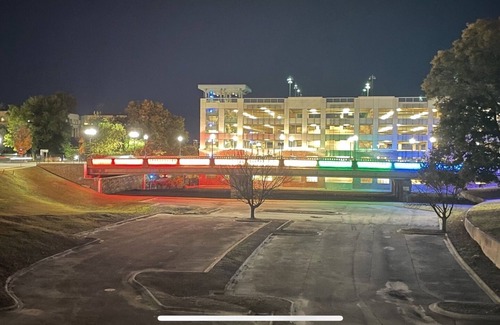 Wilmington Cabaña | Northside Bungalow / Brooklyn Arts 🎭 District