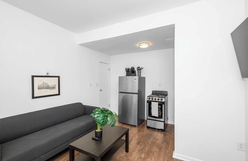 Northside Apartamento | Northside Suites 1 – Can’t Beat Couple’s Retreat!