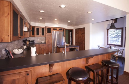 Truckee Casa | Northstar Luxury Lodgepole 4 Bedroom Home by RedAwning