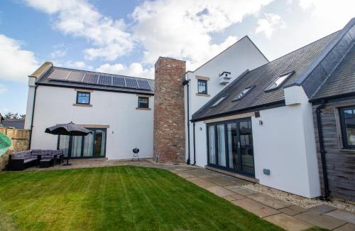 Woodhorn Casa | Northumberland Luxury Stays - The Newland