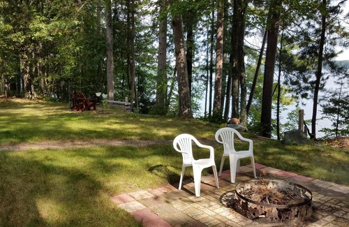 Elcho Casa | Northwoods Lake Cabin