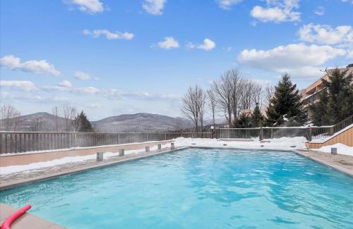 Stowe Area Casa | Notchbrook 24AB