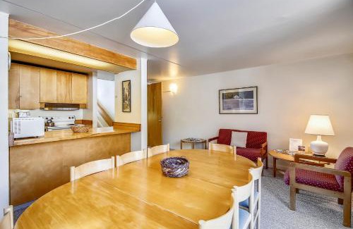 Stowe Area Casa | Notchbrook 28AB