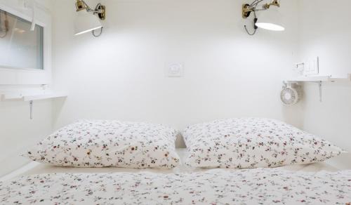 5th Arrondissement Cama Y Desayuno | Notre-Dame luxury Suite in Saint-germain des prés Latin quarter