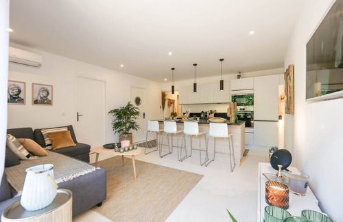 Saint-Tropez Apartamento | Nouveau Appartement Toit Terrasse VUE Panoramique AU Coeur DU Village