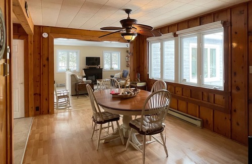 Huberdeau Chalet De Esquí | NOUVEAU | Chalet en bordure de la rivière | Spa privé