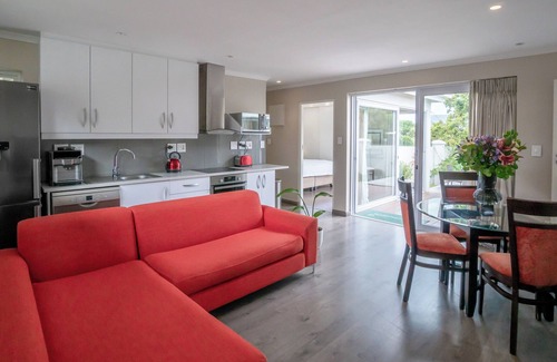 Constantia Casa | Nova Constantia Boutique Residence