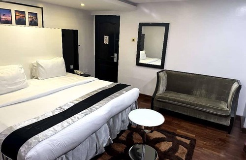 Ofin Hotel | Novatel Hotel