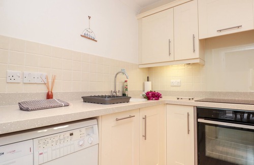 Dittisham Cabaña | November Cottage