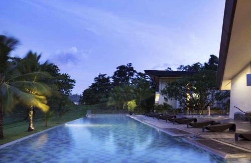 Grand Kawanua International City Hotel | Novotel Manado Golf Resort & Convention Center