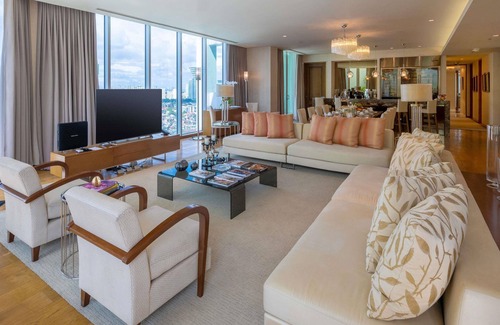 Socorro Hotel | Novotel Manila Araneta City Hotel