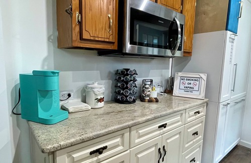 Tupelo Casa | NOW ACCOMMODATING 4 GUESTS!