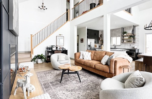 Wildernest Casa | Now Booking Ski Season|Game Room|Dog Friendly