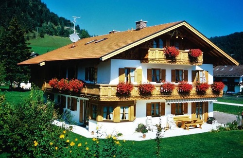 Wallgau Apartamento | "Nr. 1" apartment, 1 bedroom, shower, WC - Anneliese, guest house