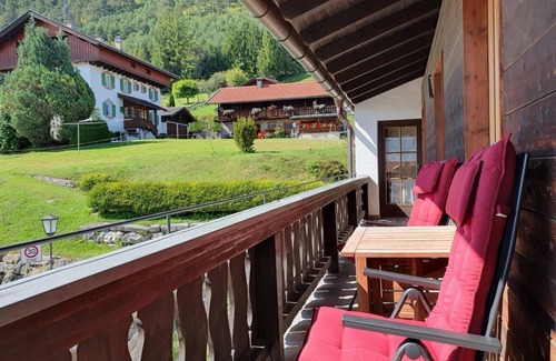 Wallgau Apartamento | "Nr. 6" apartment Schöttlkarspitz, 2 bedrooms, shower, WC - Sabine, house