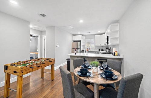 MacGregor Apartamento | Nr Zoo, Med Center Comfy Apt | Fire Pit Games BBQ