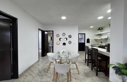 Tlaltenango Casa | Nuevo y Amplio Departamento en el Centro de la Ciudad con 2 Camas King