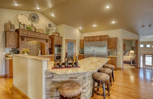 Rapid City Casa | Nugget Gulch Retreat