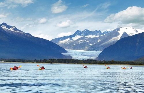 Mendenhaven Casa | Nugget Place-Includes three separate two bedroom units near Mendenhall Glacier-DISCOUNTS ON TOURS!