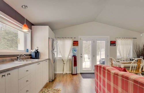 Saint-Raymond Chalet De Esquí | Ô Petit Chalet | Peaceful retreat in nature