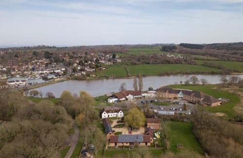 Wootton Bridge Casa | Oak Barn - Fernhill Farm