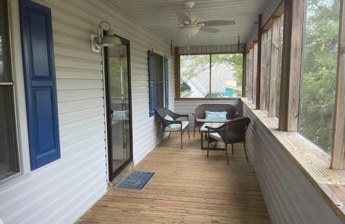 Tranquil Harbour Casa | Oak Island 4BR Retreat