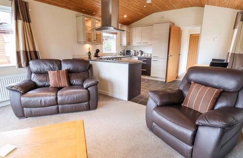 Shrewsbury Cabaña | Oak Lodge